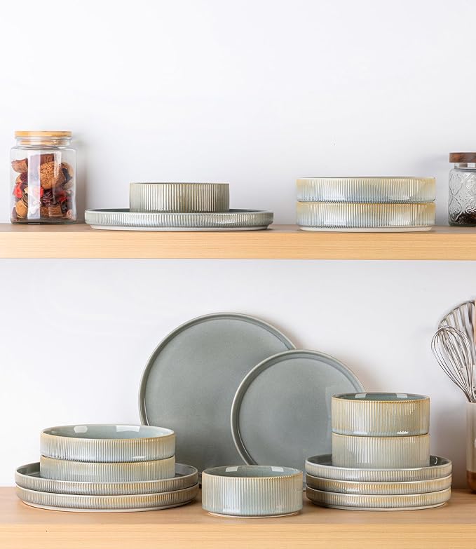 TheTerra Ceramic Dinnerware Sets for 4, 12 Pieces Porcelain Lightweight Plates and Bowls Sets, Scratch Resistant Dish Set, Oven & Microwave & Dishwasher Safe, Desert Sage
