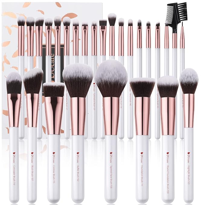 DUcare 27Pcs Makeup Brushes Professional Makeup Brush Set | Face and Eye Brush Set Ultra soft hair Foundation, Concealer, Blush, Contour, Blending, Eyeshadow Khaki Brush kit
