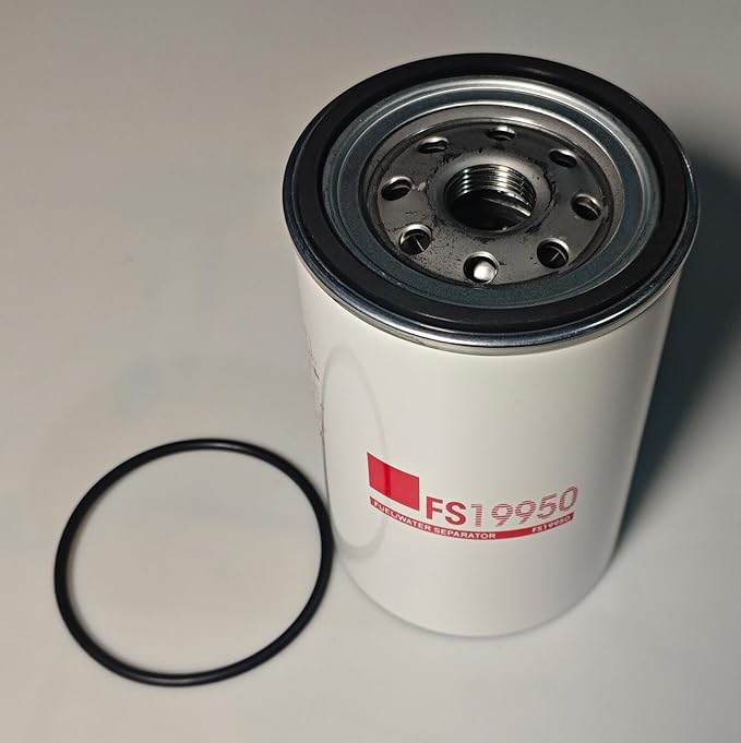 FS19950 Oil water separator rotary fuel filter Compatible with Volvo FEIII320 FEIII280 FEIII250 FEIII250 FLIII280 FLIII240 FLIII210 FLIII250 Iveco STRALIS 460 TRACKER 450 TRACKER 410 STRATOR 500