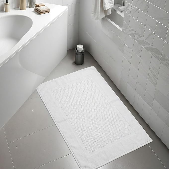 belem 60 Pack White Hotel Bath Mats Bulk 20x30 – 5 Dozen Wholesale Cotton Blend Economy White Bath Mat – Highly Absorbent, Quick Drying & Machine Washable (7 lbs/Dozen)