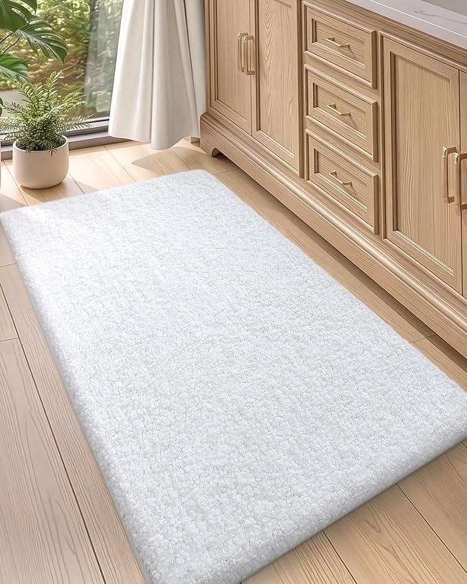 Color&Geometry White Bathroom Rugs, 24"x43" Non Slip Bath Runner Rug, Absorbent, Soft, Washable, Microfiber Bath Mat Bathroom Carpet