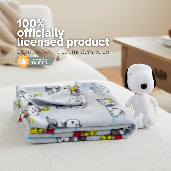 Peanuts Snoopy Pet Throw & Squeaky Pillow Set, Stimulating Toy As Gifts for Puppies, Cats, Dogs, (Officially Licensed) By Franco