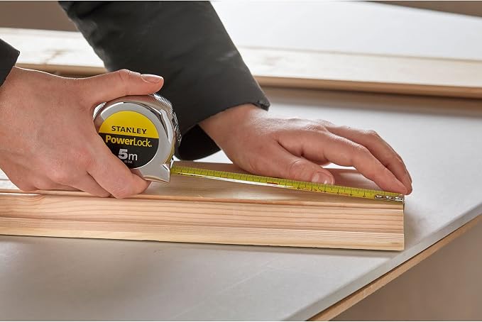 STANLEY 0-33-552 Powerlock Tape, 5m Metric Only