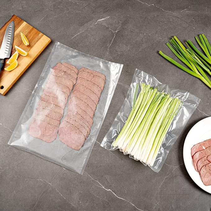 Restaurantware Fresh Hero 18 x 12 Inch Vacuum Sealer Bags, 1000 Food Storage Bags - 3 mil Thick, Microwavable, Clear Plastic Sous Vide Bags, Freezable, For Storing Food Or Sous Vide Cooking