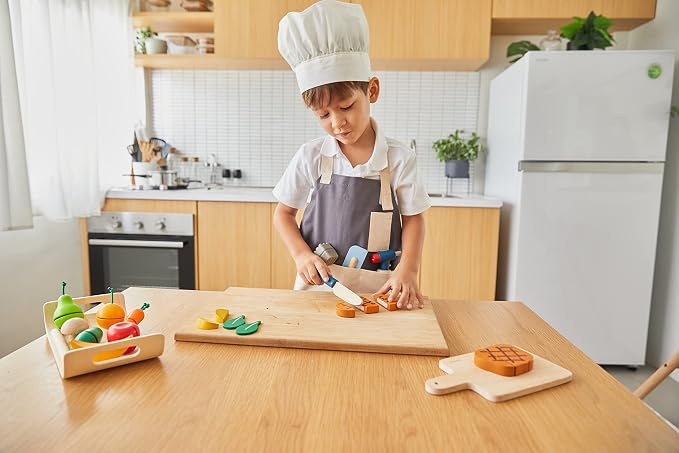 PlanToys® Chef Play Set Wooden Pretend Cooking with Knife, Spatula & Pan | chef toys, play kitchen accessories, kids kitchen playset, girls, boys, fine motor role, imaginative social creative gift