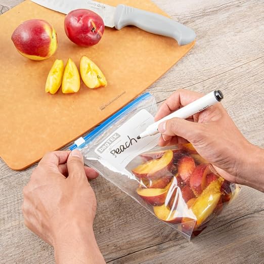 Restaurantware-Bag Tek 1 Quart Freezer Slider Bags, 25 Disposable Zipper Pouch Bags - Slide Zipper, Expandable Bottom, Clear Plastic Freezer Bag, With Write-On-Label, For Food Storage