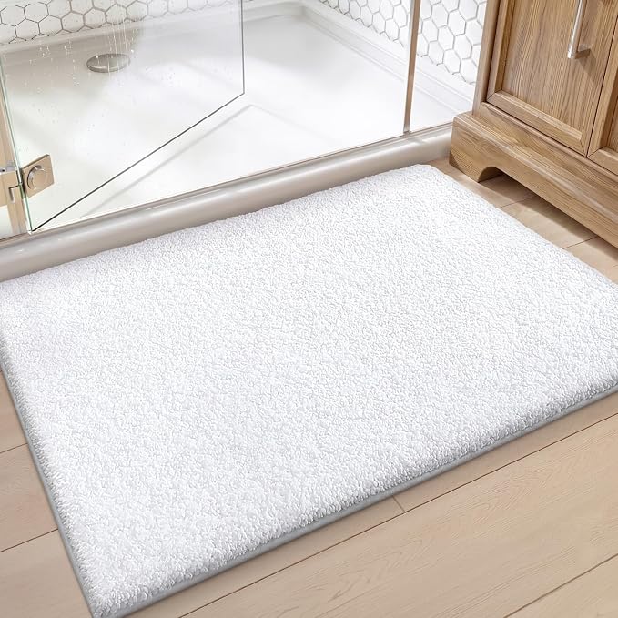 Color&Geometry Small Bath Mats for Bathroom, 16"x24" White Bathroom Rugs, Non Slip, Absorbent, Soft, Washable, Microfiber Bathmat Shower Mat Outside Shower