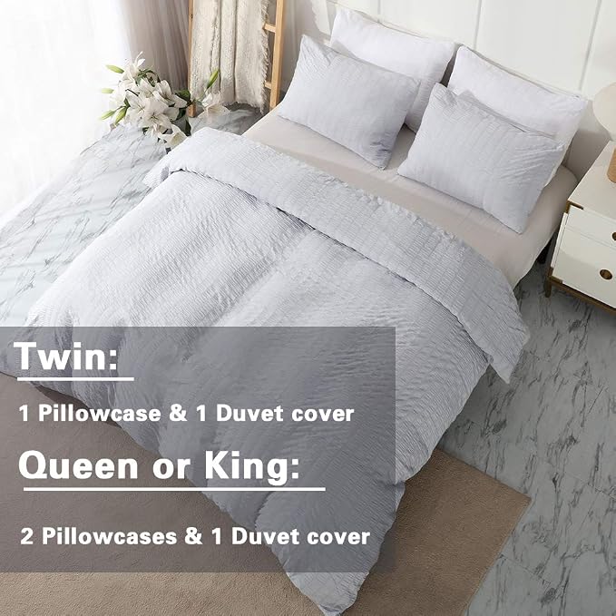 AveLom Light Gray Duvet Cover Cal King(104 x 98 inches), 3 Pieces (1 Duvet Cover, 2 Pillowcases), Seersucker Striped Soft Washed Microfiber, Textured Duvet Cover Set with Zipper Closure, Corner Ties