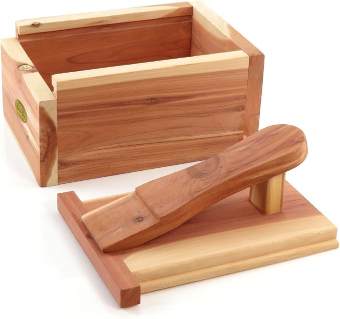 HANGERWORLD Natural Cedar Wood Shoe Shine Box with Foot Rest