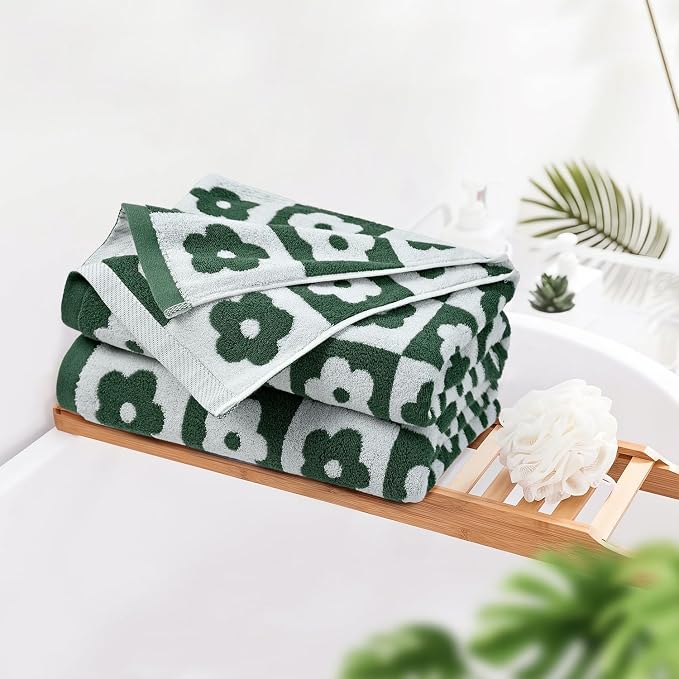 2-Pieces Luxury Bath Towels Checkered Floral, Green Towels for Women Girls | Shower Body 27.5x55 Inches, Cute Bathroom Decor , Cotton