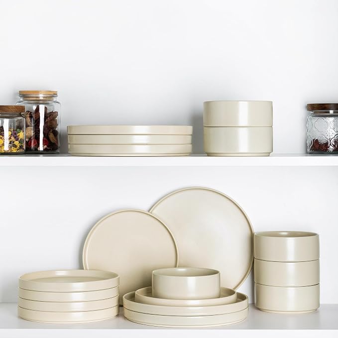 TheTerra Ceramic Dinnerware Sets for 6, 18 Pieces Porcelain Lightweight Plates and Bowls Sets, Scratch Resistant Dish Set, Oven & Microwave & Dishwasher Safe, Matte White