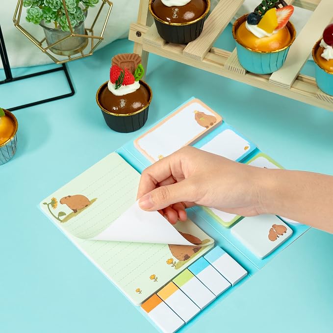 Xqumoi Don't Worry Be Capy Sticky Notes Set, 550 Sheets, CAPY and Orange Pattern Self-Stick Notes Pads Animal Divider Tabs Bundle Writing Memo Pads Back to School Office Supplies Small Gift