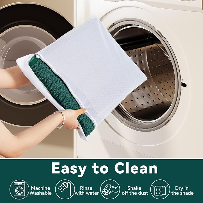 Triohero Bathroom Rugs Non Slip Washable, Super Absorbent Thin Bath Mat Small Quick Dry Low Pile Bathroom Rug, Dark Green 20"x30"