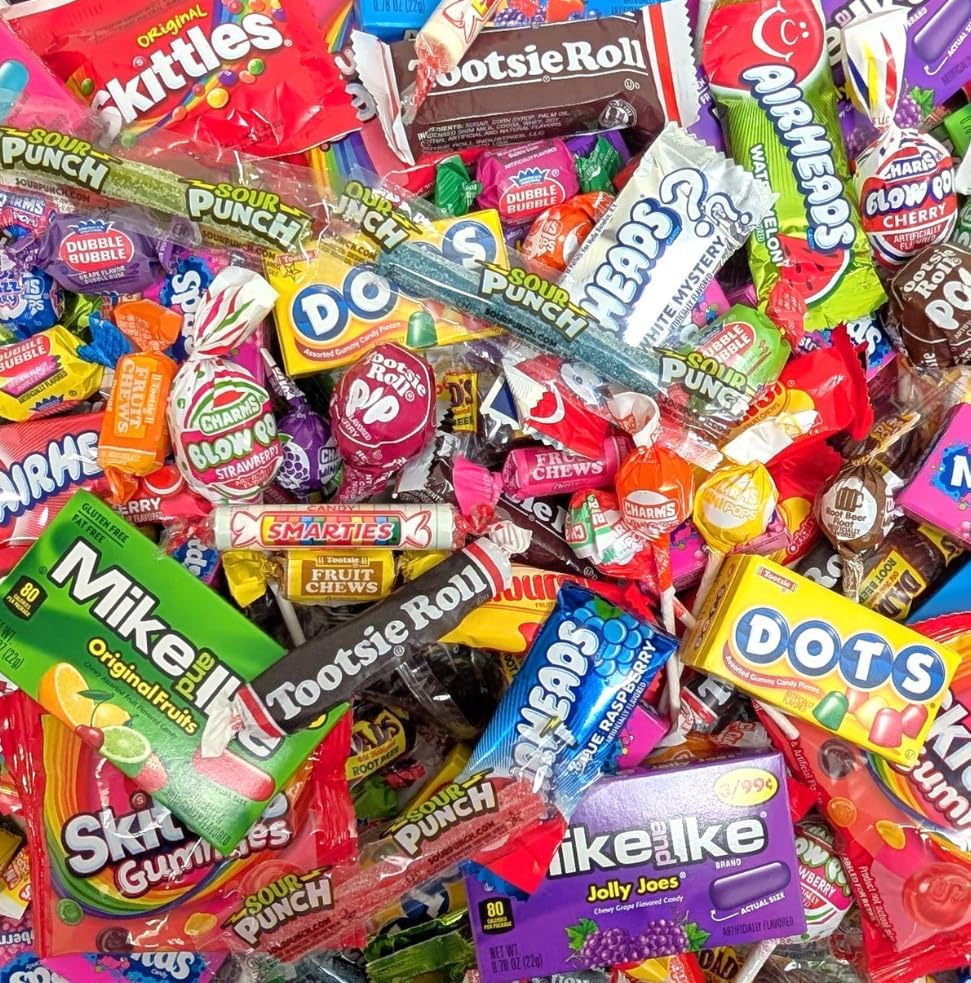 Ultimate Name Brand Candy Variety Pack - 2 lb Bulk Candy Individually Wrapped - No filler Candies - Perfect for Party Candies Stuffers or Party Favor Candys for Kids Goodie Bags - Party Favors for Kids
