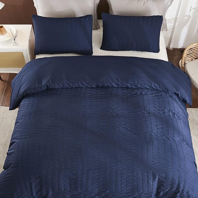 AveLom Navy Blue Duvet Cover King (104 x 90 inches), 3 Pieces (1 Duvet Cover + 2 Pillow Cases), Seersucker Textured Ultra Soft Washed Microfiber, Textured Duvet Cover with Zipper Closure, Corner Ties