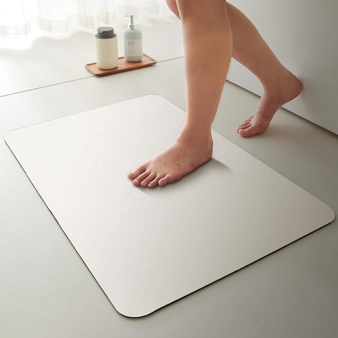 TYUU White Bath Mat, Bathroom Rugs Non Slip Washable Thin Absorbent Quick Dry Bath Mat Fits Under Door Bathroom Floor Mat Perfect for Bath, Shower, or Sink 20"x30" White