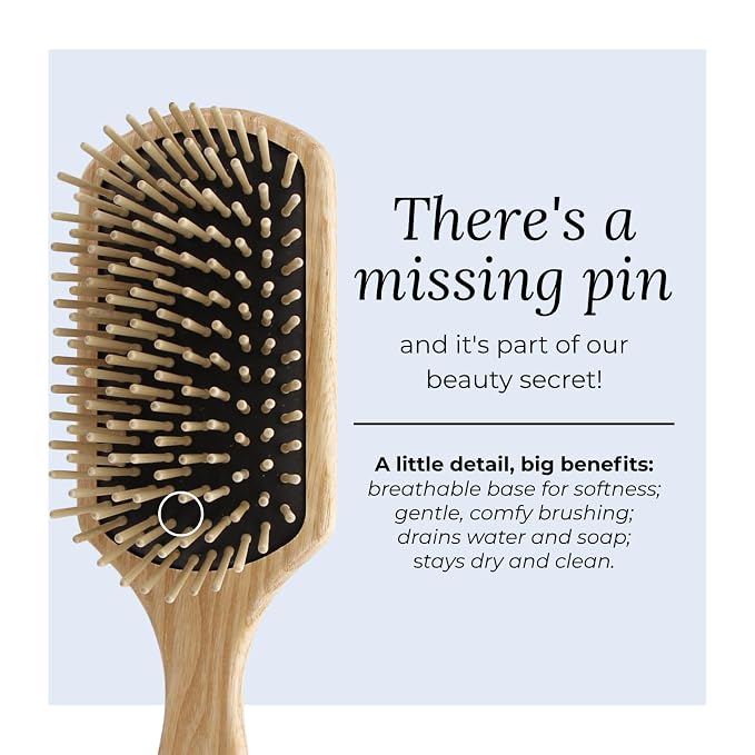 TEK | Rectangular Wooden Hair Brush Big with Short Rounded Teeth in Natural Ash Wood, Ideal for Detangling, Styling and Daily Care of Short to Medium-Lenght Hair | 22x6cm | Handmade in Italy