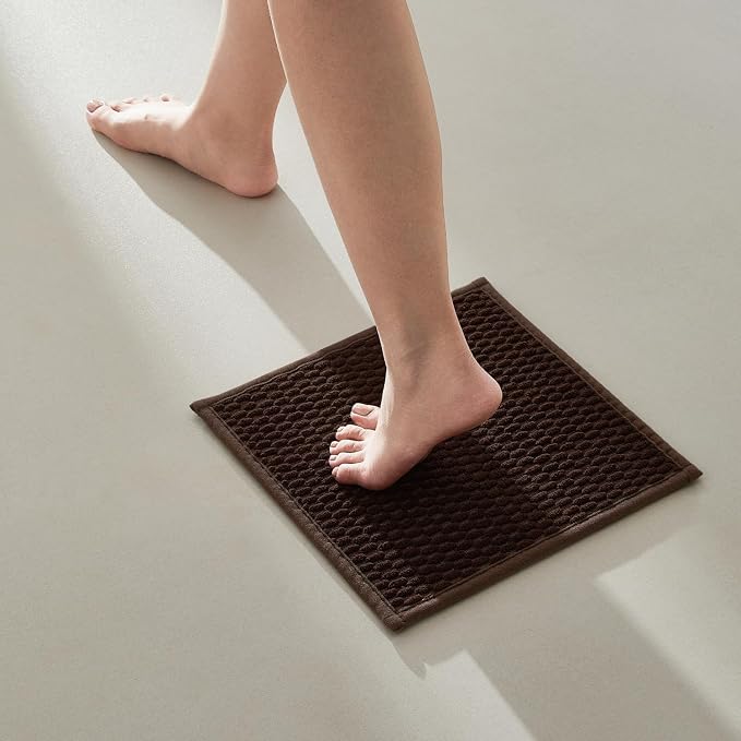 TYUU Small Bathroom Rugs, Non Slip Washable Bath Rugs Super Absorbent Bathroom Rug Thin Quick Dry Low Pile Bath Mats, Brown 12"x12"