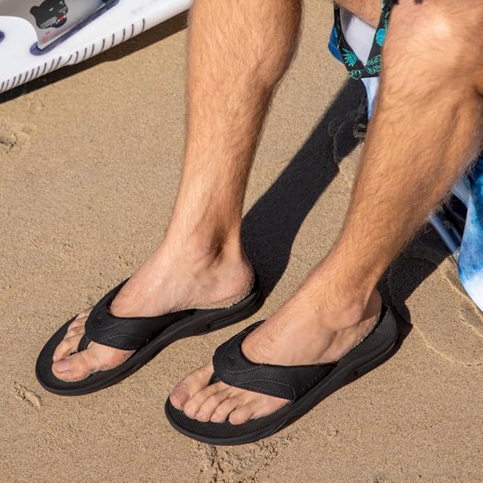 REEF Men's Fanning Bottle Opener Flip Flops