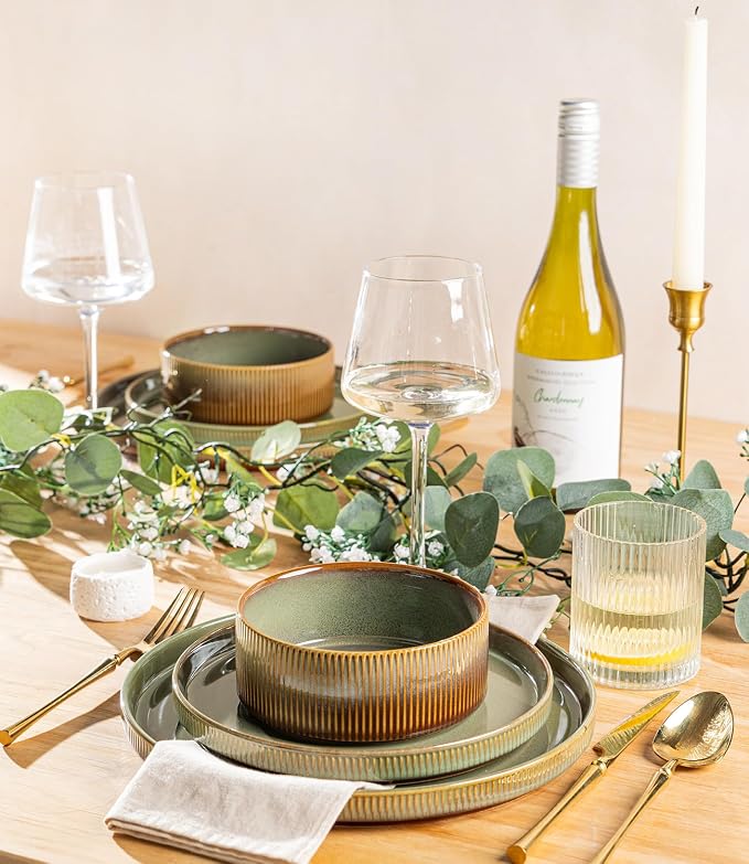 TheTerra Ceramic Dinnerware Sets for 6, 18 Pieces Porcelain Lightweight Plates and Bowls Sets, Scratch Resistant Dish Set, Oven & Microwave & Dishwasher Safe, Sage Umber