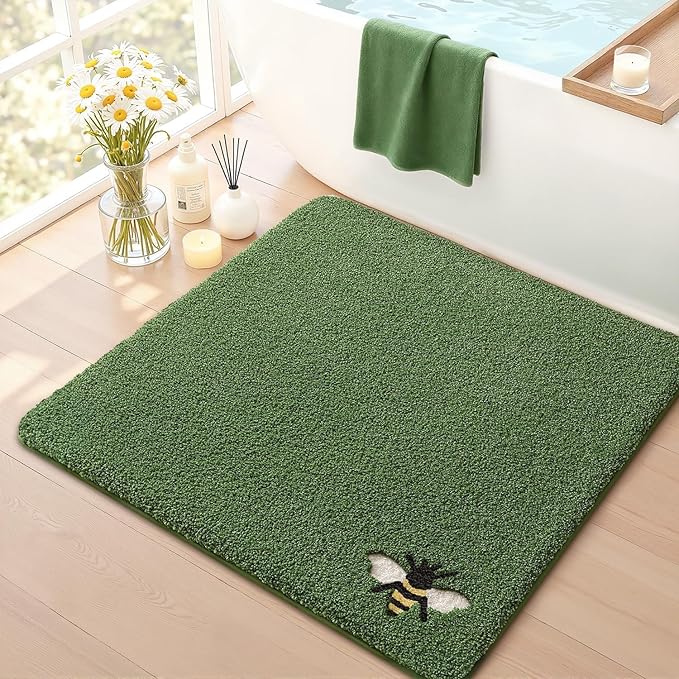 LUMI Green Bathroom Rugs, Cute Bee Mats, Absorbent Soft Square Bath Mat Non-Slip, Machine Washable Quick Dry Luxury Rug for Floor, Shower, Kids Room, Bathtub, Home Decor, 32"x32"