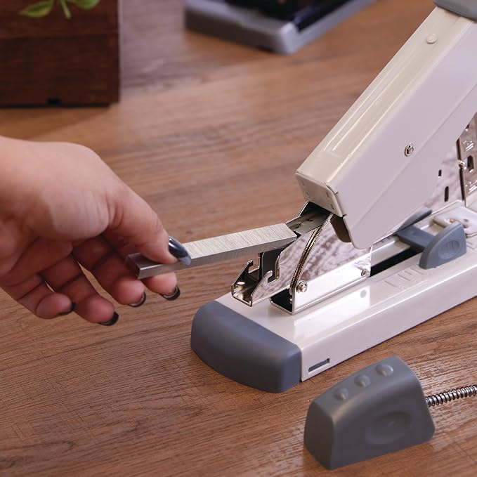 Swingline Heavy Duty Stapler, 160 Sheet Capacity, Includes Alignment Guide, Desktop Stapling, Platinum (39002)
