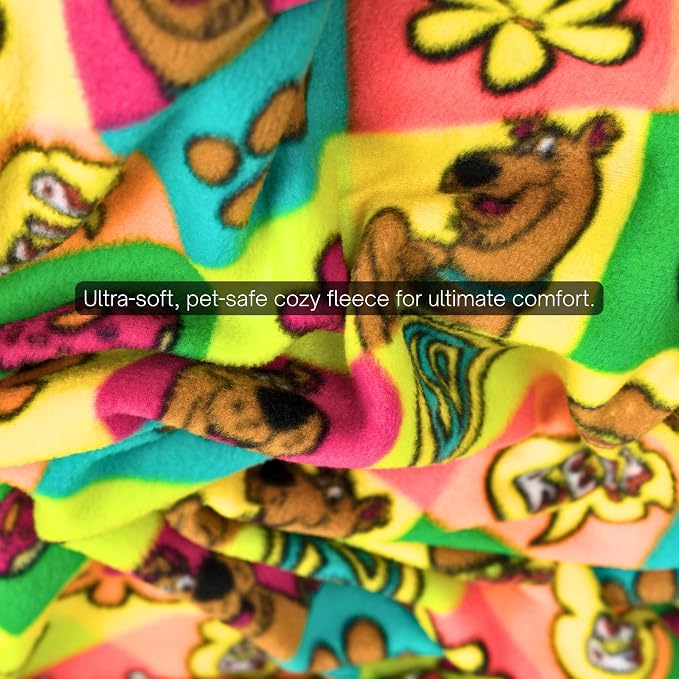 Scooby Doo Pet Throw & Squeaky Pillow Set, Stimulating Toy As Gifts for Puppies, Cats, Dogs, (Officially Licensed) By Franco