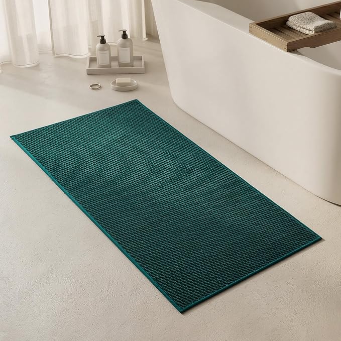 Triohero Bathroom Rugs Non Slip Washable, Super Absorbent Thin Bath Mat Quick Dry Low Pile Bathroom Rug, Dark Green 24"x47"