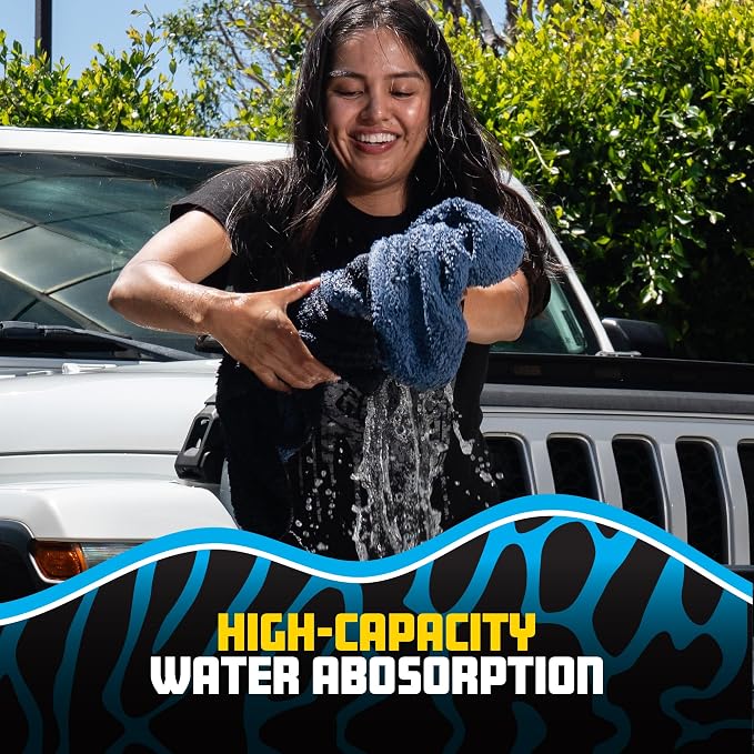 Chemical Guys, Twisted Loop Microfiber Car Drying Towel with Hand Pockets | High-absorption twisted loop microfiber dries paint and glass fast with a streak-free finish, built-in hand pockets for grip