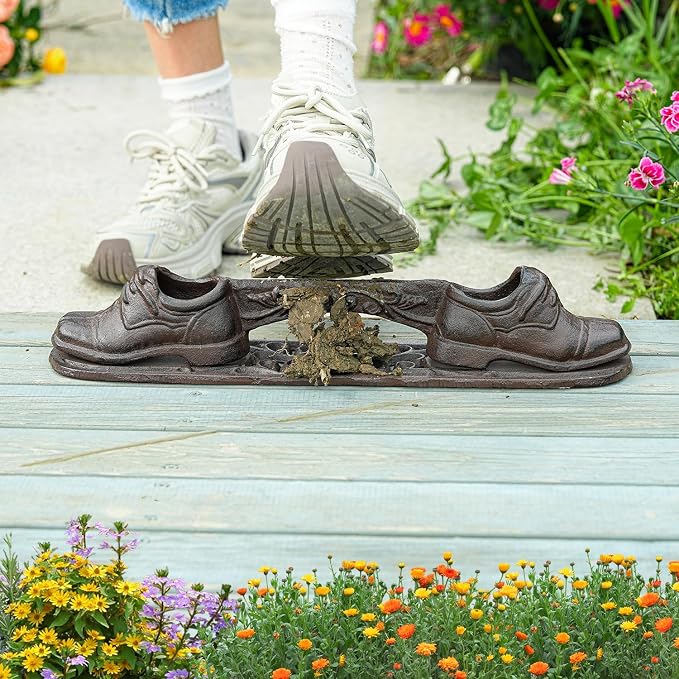 Sungmor Vintage Cast Iron Boot Scraper,Heavy Duty Rustic Brown Shoes Boot Cleaner,Farmhouse Front Door Shoe Scrubber Mat,Decorative Garden Mud Cleaner