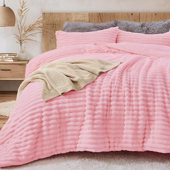 Sasttie King Comforter Set 3 Pieces - Super Soft Fleece Comforters King Size, 1 Luxury Warm Fuzzy Marshmallow Comforter with 2 Pillow Cases, Faux Fur Down Alternative Bedding Set, Pink