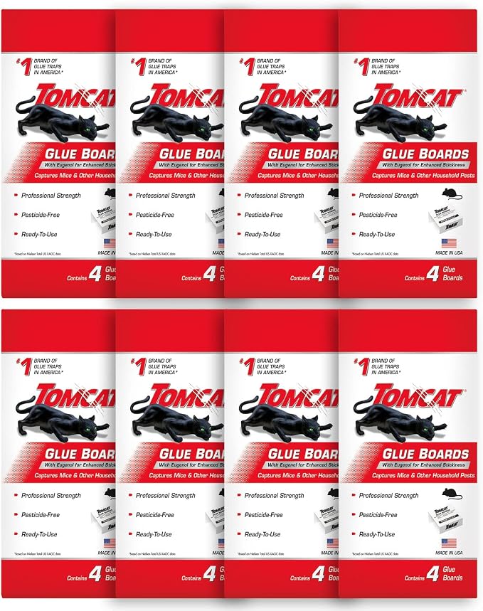 Tomcat Glue Boards with Immediate Grip Glue for Mice, Cockroaches, and Insects, Ready-to-Use, 8-Pack (32 Glue Boards)