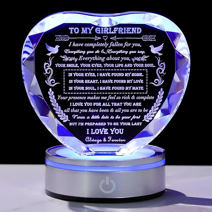Qianwei Gifts for Girlfriend Unique - Crystal Heart Engraved Personalized Gifts for My Girlfriend on Christmas - Birthday Anniversary Wedding Valentines Day I Love My Girlfriend