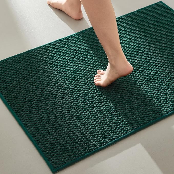 TYUU Bathroom Rugs Non Slip Washable, Super Absorbent Thin Bath Mat Quick Dry Low Pile Bathroom Rug, Dark Green 24"x36"