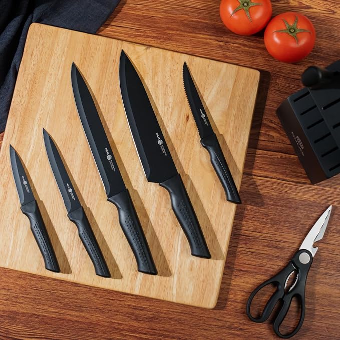 Knife Set, 15-Piece Kitchen Knife Set with Block and Built-in Sharpener, Dishwasher Safe, Non-slip Handle, 6 Steak Knives, Black