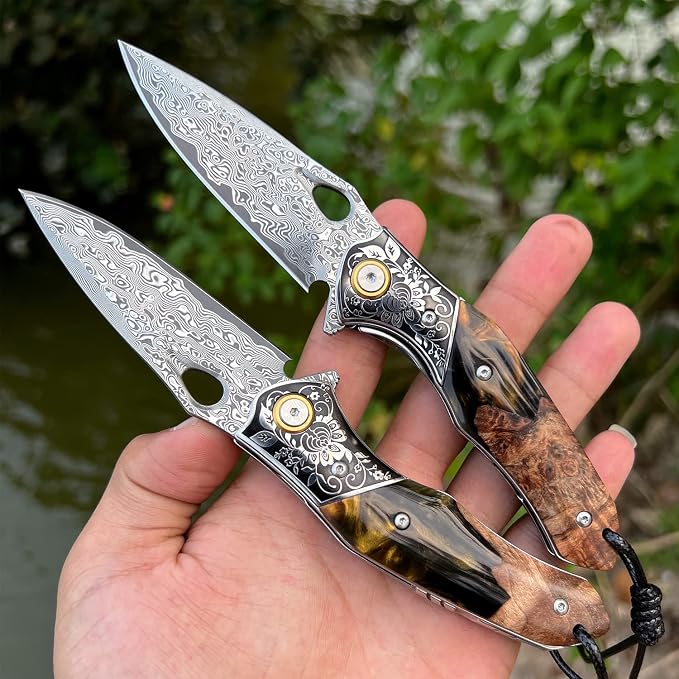 handmade Japan Damascus steel pocket knife，3.1" VG10 blade men and women Folding knife，With holster，Lining lock，resin and Maple handle，Suitable for EDC outdoor camping，go fishing hunting
