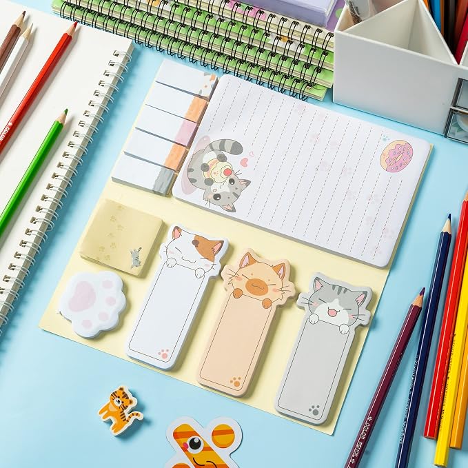 Xqumoi Cute Cartoon Cat Sticky Notes Set, 550 Sheets, Lovely Cat and Paw Shaped Self-Stick Notes Pads Kitty Animal Divider Tabs Bundle Writing Memo Pads Back to School Office Supplies Small Gift