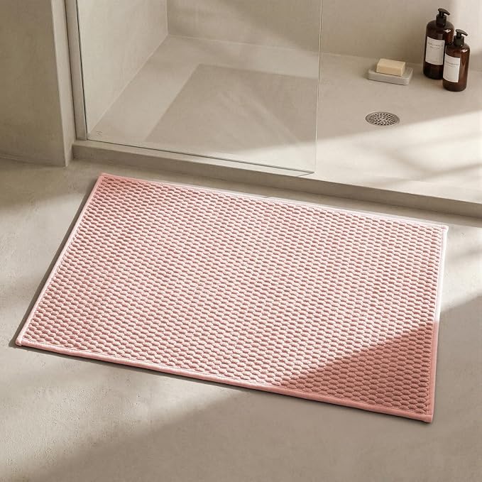 Triohero Bathroom Rugs Non Slip Washable, Super Absorbent Thin Bath Mat Quick Dry Low Pile Bathroom Rug, Pink 24"x36"