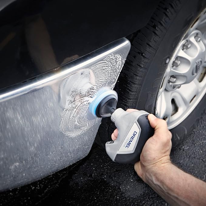 Dremel PC10-05 Versa 4-Volt Cordless Lithium-Ion Max Power Scrubber Automotive Cleaning Tool Kit - Includes 4 Pads, Bristle Brush, Splash Guard, and Charger
