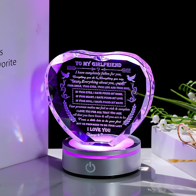 Qianwei Gifts for Girlfriend Unique - Crystal Heart Engraved Personalized Gifts for My Girlfriend on Christmas - Birthday Anniversary Wedding Valentines Day I Love My Girlfriend