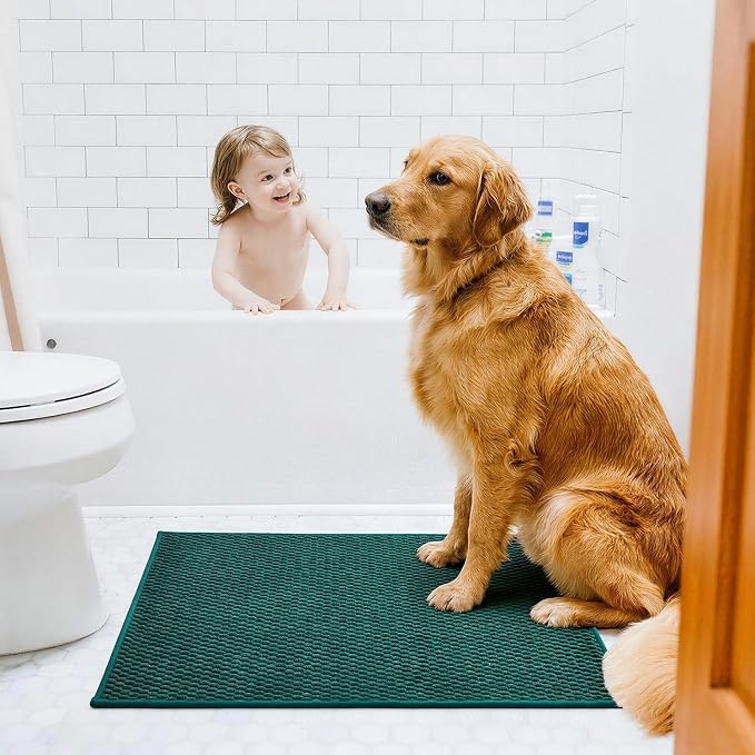 Triohero Bathroom Rugs Non Slip Washable, Super Absorbent Thin Bath Mat Small Quick Dry Low Pile Bathroom Rug, Dark Green 20"x30"
