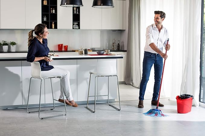 vileda Mocio Completo 3 Pz Rosa The Supermocio 3Action Mop XL and Bucket with Torsion Wringer Set Contains for Sparkling Clean Floors.