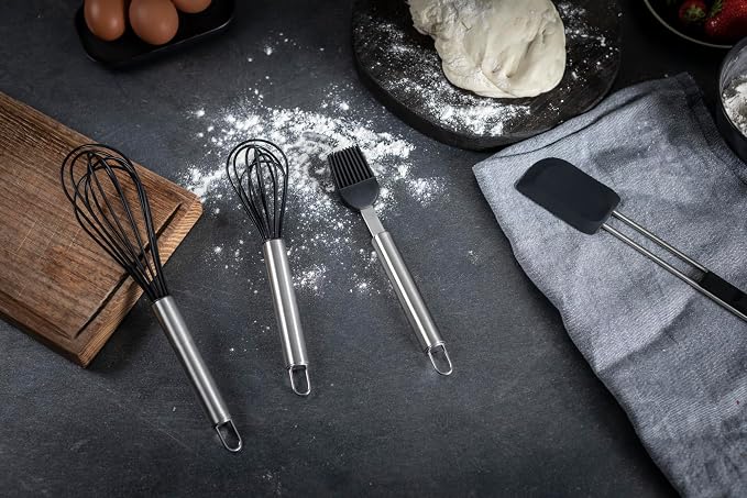 Kuhn Rikon Essential Basting Brush – Flexible Silicone Bristles for Even Coating of Oils, Sauces & Marinades – Comfortable Grip