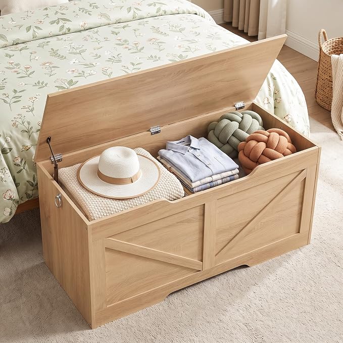 HOOBRO Storage Bench, 39.4” Retro Wooden Storage Chest with U-Shaped Cut-Out Pull, Safety Hinge, Supports 220 lb and Easy Assembly for Toy Box Organizer (Natural) NL771CW01G1