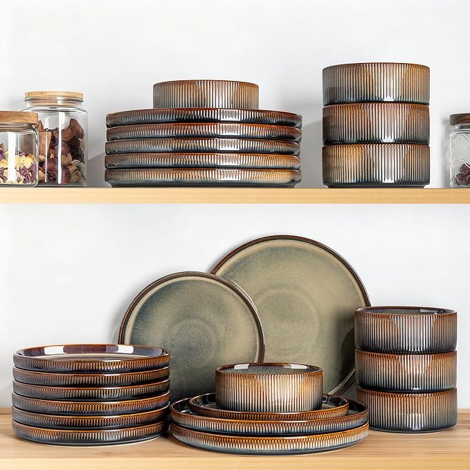 TheTerra Ceramic Dinnerware Sets for 8, 24 Pieces Porcelain Lightweight Plates and Bowls Sets, Scratch Resistant Dish Set, Oven & Microwave & Dishwasher Safe, Coca Mocha