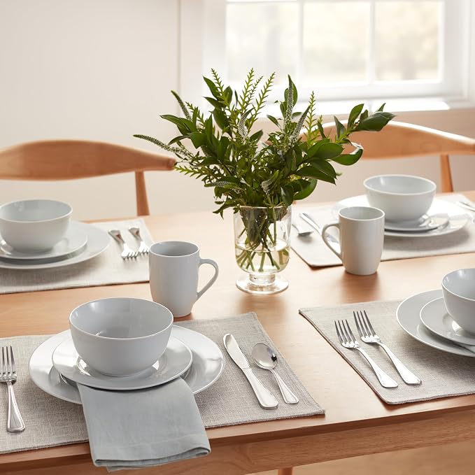 Amazon Basics 16-Piece Porcelain Dinnerware Set, Microwave and Dishwasher Safe, Service for 4, Plates, Bowls and Mugs, White