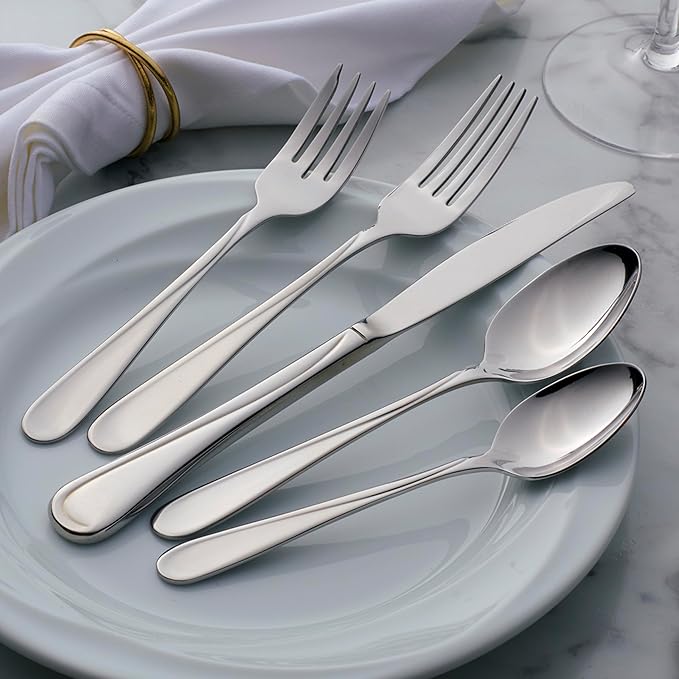 Oneida Silverware Set, Flight Everyday Flatware Dinner Knives Set, Service For 6, 18/0 Stainless Steel, Rust Resistant, Dishwasher Safe, Mirror Finish, Utensils Sets, Dinner Knife (Silver 6 Piece)