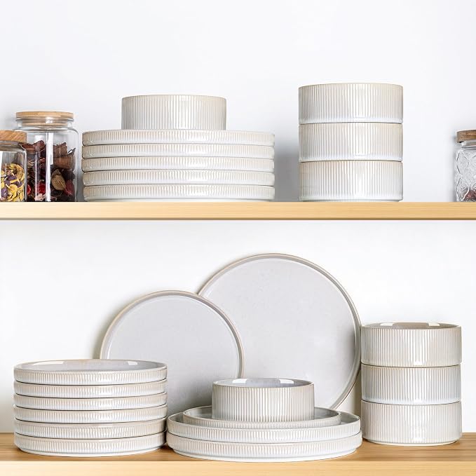 TheTerra Ceramic Dinnerware Sets for 6, 18 Pieces Porcelain Lightweight Plates and Bowls Sets, Scratch Resistant Dish Set, Oven & Microwave & Dishwasher Safe,Reactive White