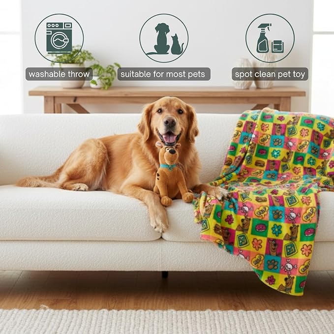 Scooby Doo Pet Throw & Squeaky Pillow Set, Stimulating Toy As Gifts for Puppies, Cats, Dogs, (Officially Licensed) By Franco