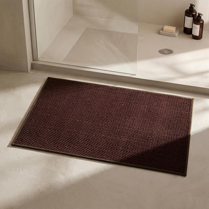 Triohero Bathroom Rugs Non Slip Washable, Super Absorbent Thin Bath Mat Small Quick Dry Low Pile Bathroom Rug, Brown 20"x30"